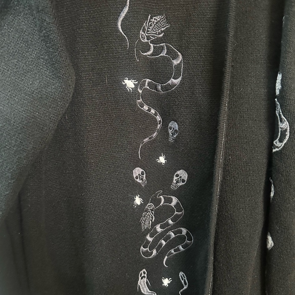 Black Hooded Sweater - Beetlejuice Beetlejuice